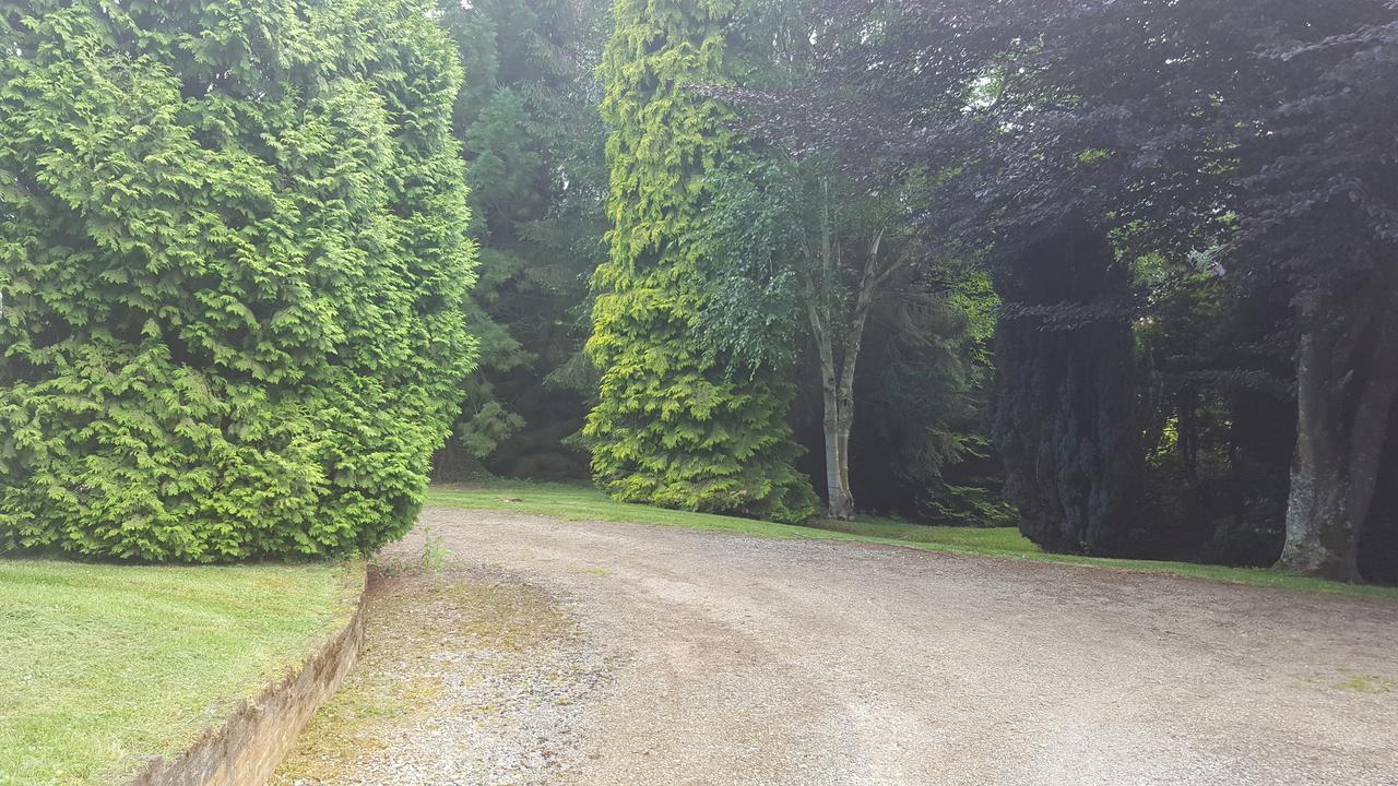 Camden House Bed & Breakfast Aubry-le-Panthou Екстериор снимка