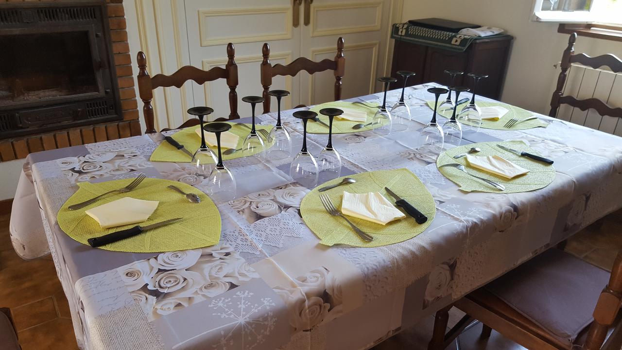 Camden House Bed & Breakfast Aubry-le-Panthou Екстериор снимка