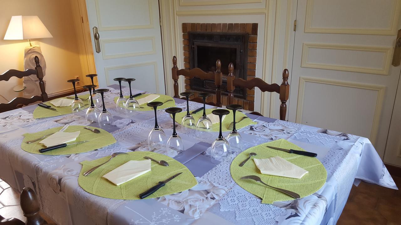 Camden House Bed & Breakfast Aubry-le-Panthou Екстериор снимка